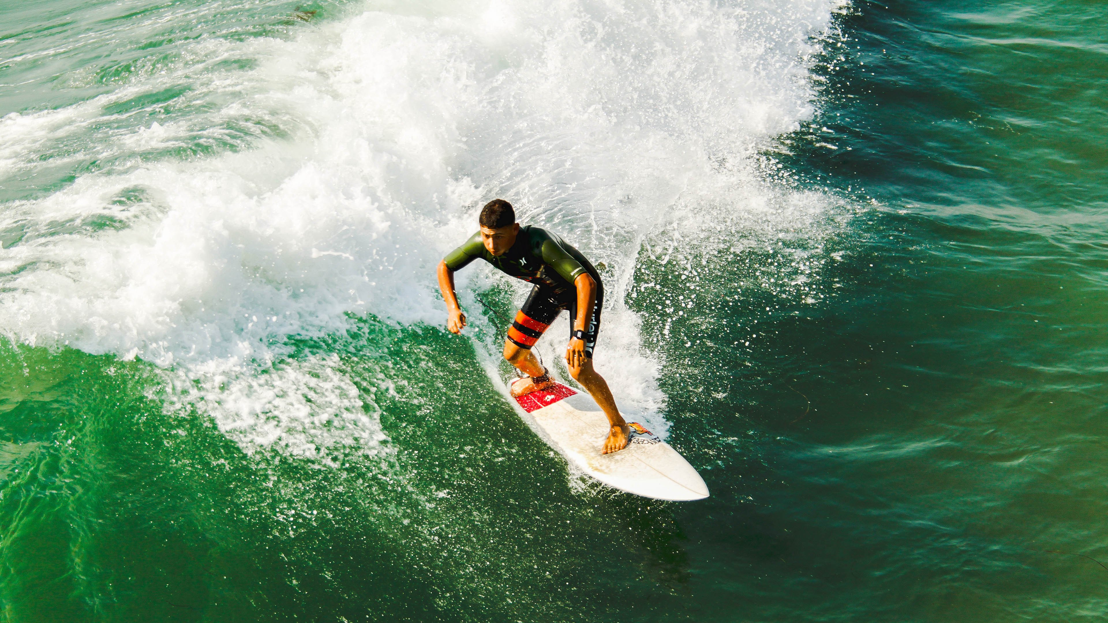 C9不断突破！莱万多夫斯基连续十五场比赛得分，比赛规则变更气势如虹延续